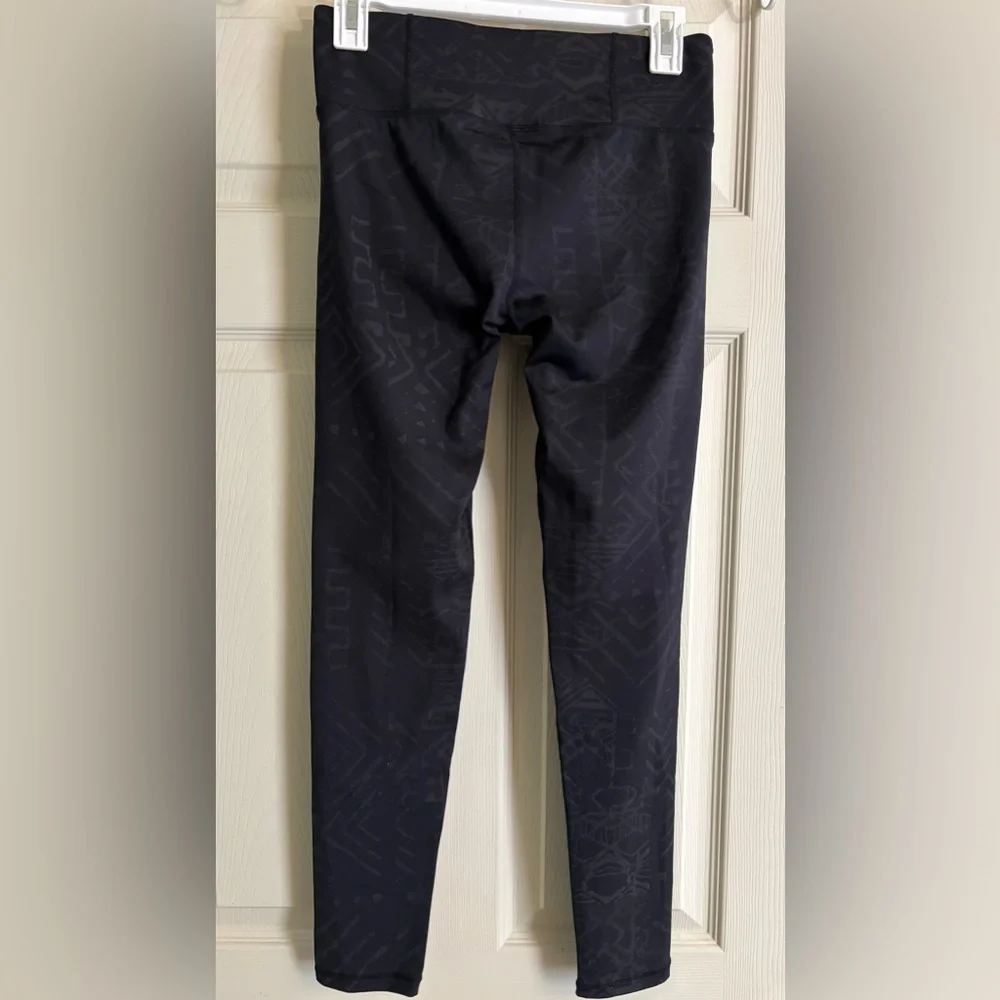 FP Movement by Free People Black Patterned Active Yoga Leggings